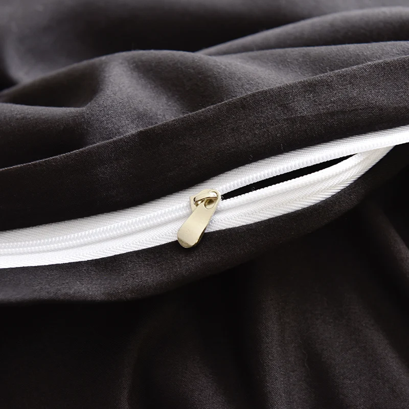 Voodipesu Komplekt On Kõrge Kvaliteediga Nahasõbralik Kangas Musta Tekikott Komplekt Solid Color Ühe Topelt King Size Tekk Kate Komplekt
