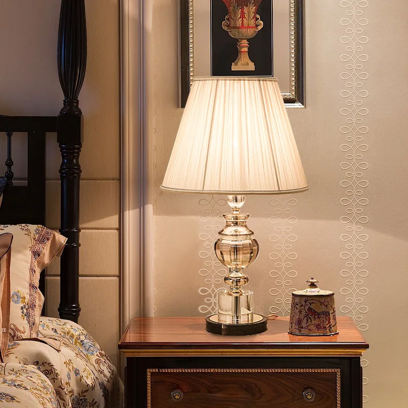 Euroopa-style-crystal öö lamp magamistuba tabel lamp elutuba luksus tabel lamp beeži mantlit katmine, kristall-lampi